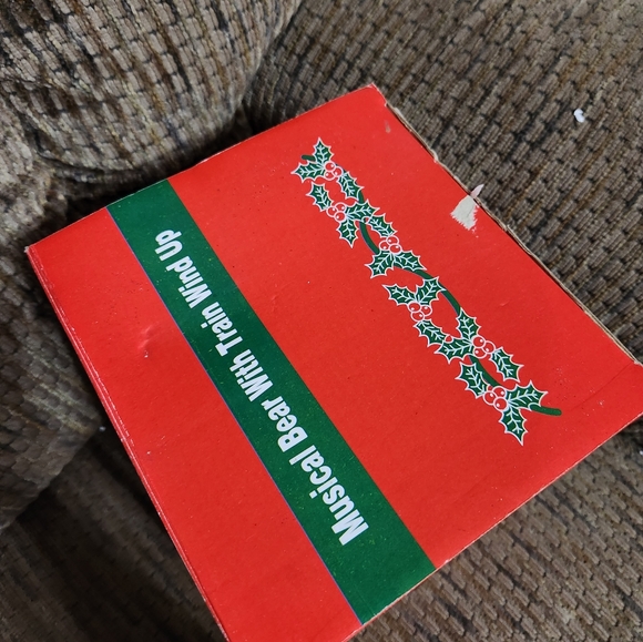 Holiday Time Musical Christmas Bear With Train Wind Up Figure Works Great - Picture 12 of 12